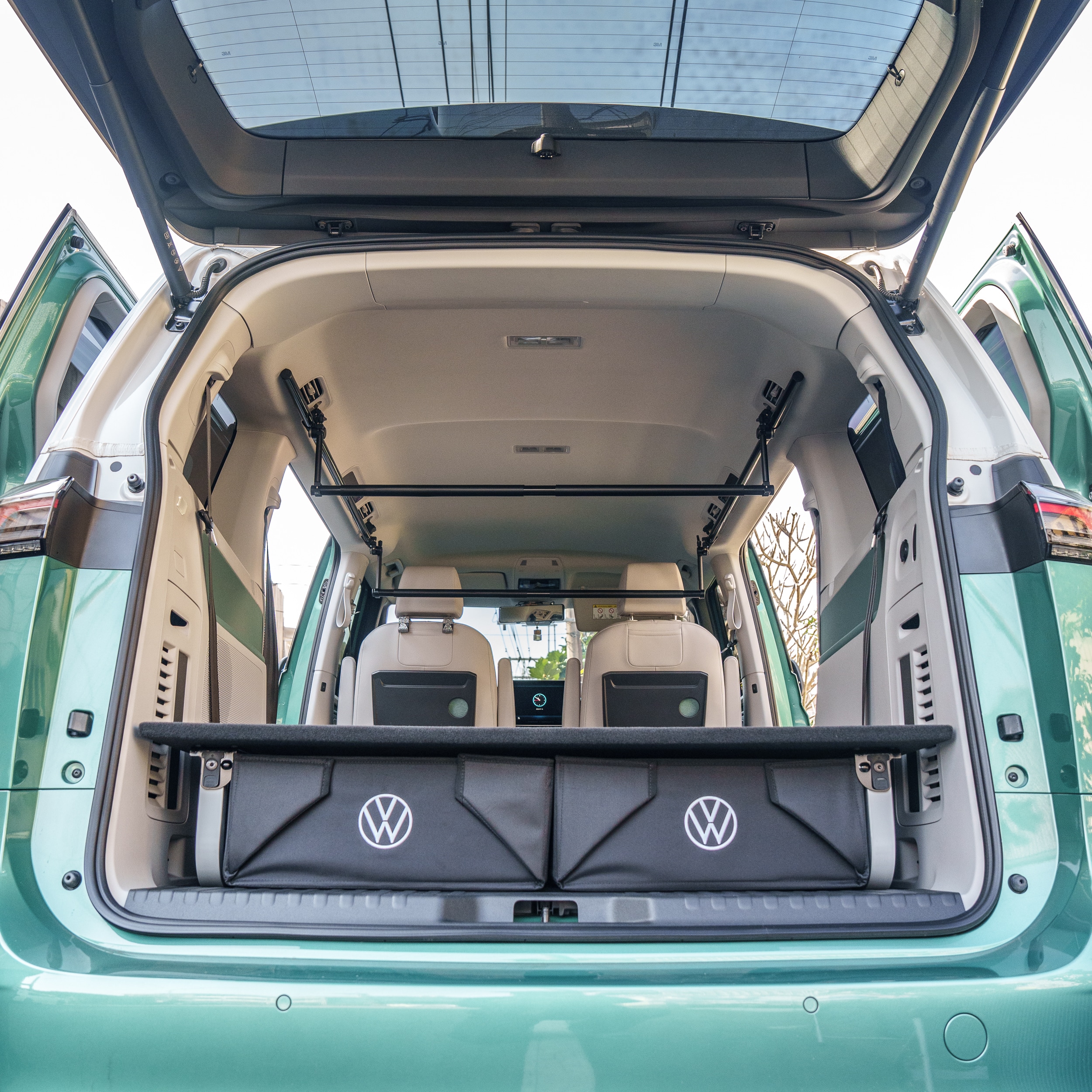 Rapid™ 2-Wheels Surfboard Racks In-Stock Models